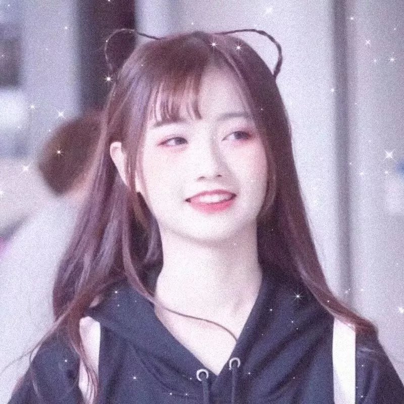 女孩罗塞玛莉